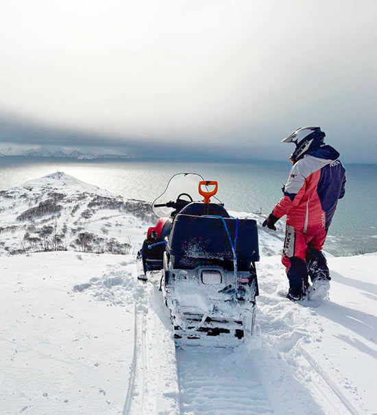 Snowmobile excursion to Cape Mayachny