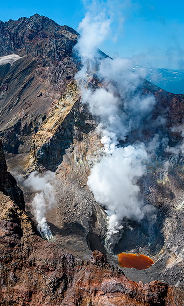 flight over volcanoes in Kamchatka